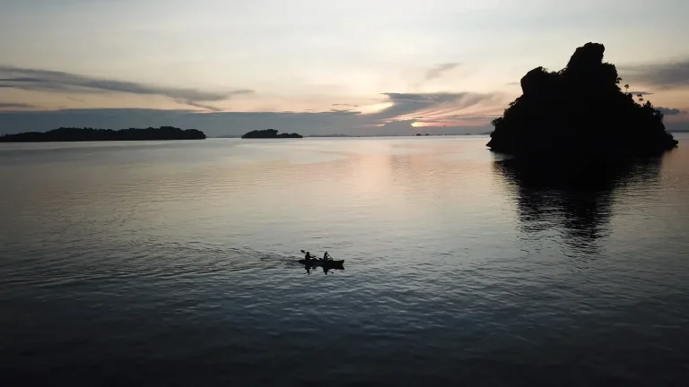 Best Time for a Raja Ampat Bali Komodo Trip