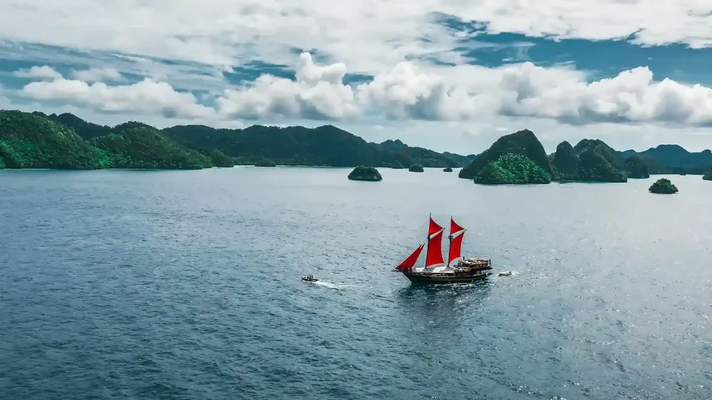 Getting to Raja Ampat for Your Bali Komodo